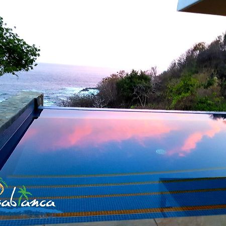 Casablanca Guest House - Adults Only - Starlink Internet! Zipolite Eksteriør bilde