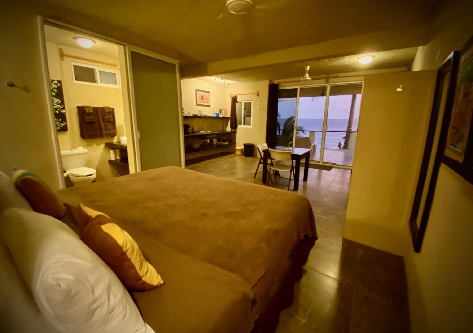 Casablanca Guest House - Adults Only - Starlink Internet! Zipolite Eksteriør bilde